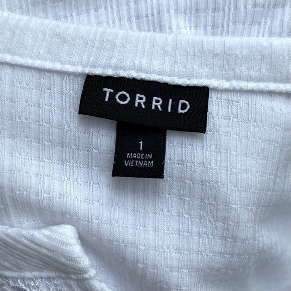 TORRID Babydoll Knit Top Short Sleeve Notch Neck Lace Trim White Women Plus SZ 1 - Picture 11 of 14